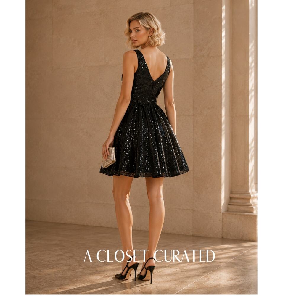 Mac Duggal 2 Black - Picture 2 of 10